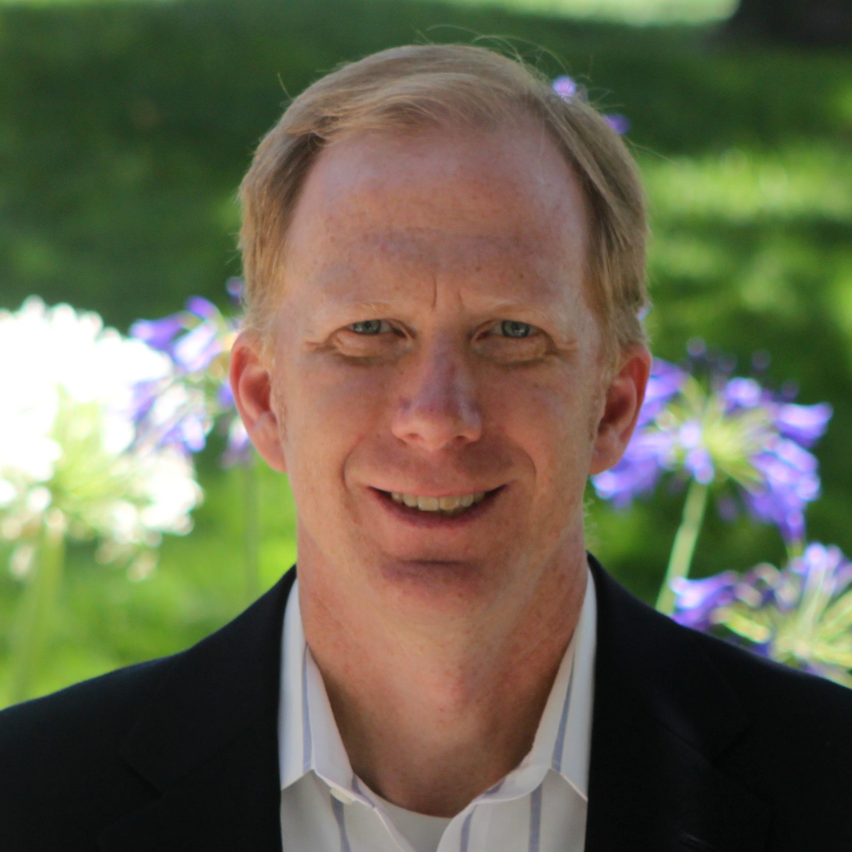 Tim McRae is the California Hydrogen Business Council Vice President for Public Affairs
